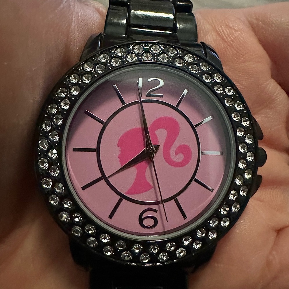 Martell Barbie watch with Swarovski crystals new in box. Very rare watch. - Picture 4 of 8